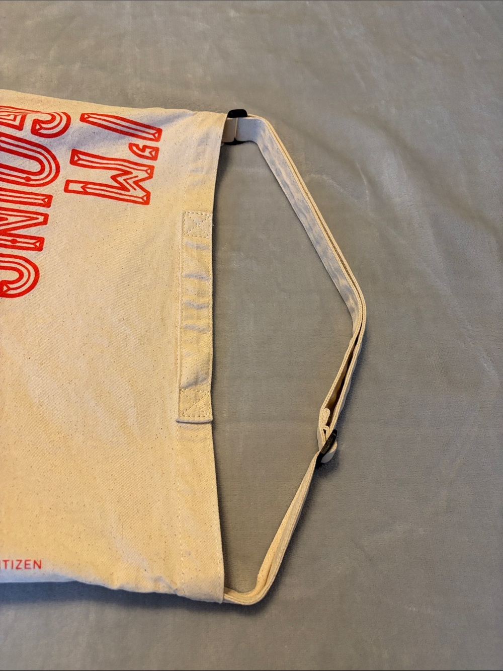 The Property Of Canvas Tote Bag Red Travel Slogan I'm Going to See the World - Picture 3 of 9